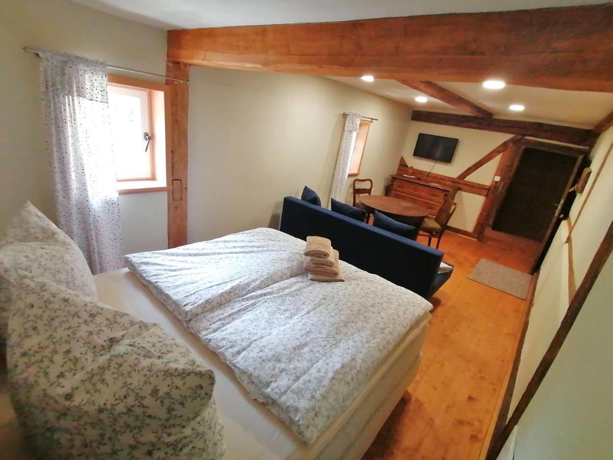 Pferdehof Am Burgsberg, Ferienzimmer, Monteurzimmer Seifhennersdorf Ngoại thất bức ảnh